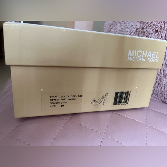 Michael Kors NWT Grey Flannel Black Lolita Open Toe Platform Pump Size 8🩶 - Picture 8 of 12